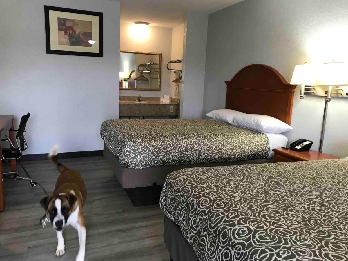 Walnut Inn - Checotah Kültér fotó